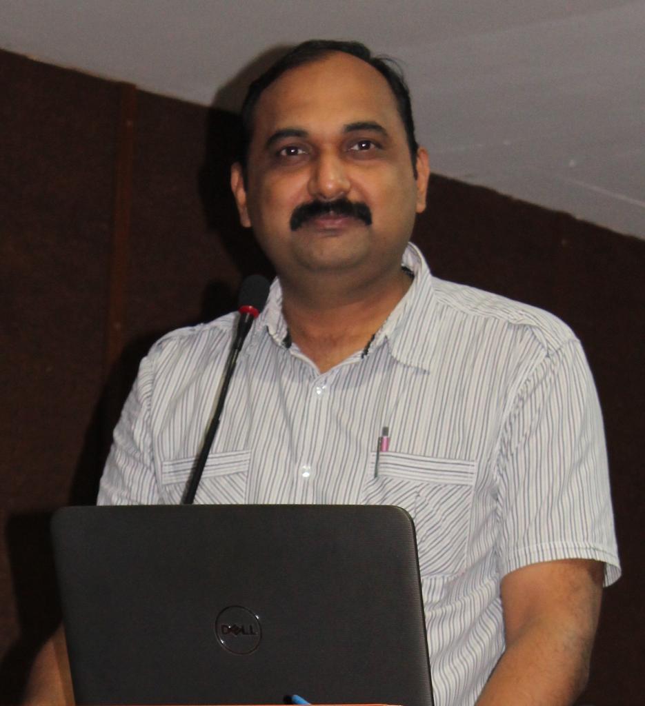 Dr. Prashant Lakkadwala